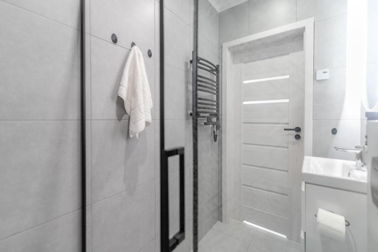 Apartamenty Pod Orzechem Z Duzym Ogrodem - Dream Apart Ustroń Exteriör bild